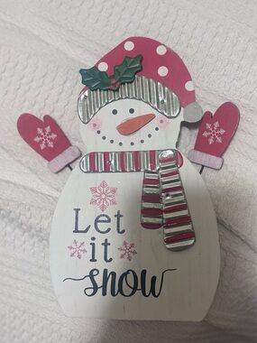 White and Pink 'Let It Snow' Snowman